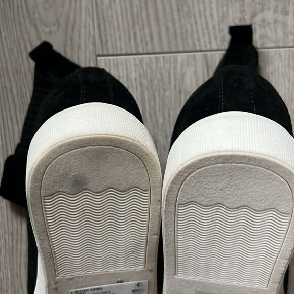 Like New Steve Madden leather suede black slip on booties 7.5 - Picture 8 of 8